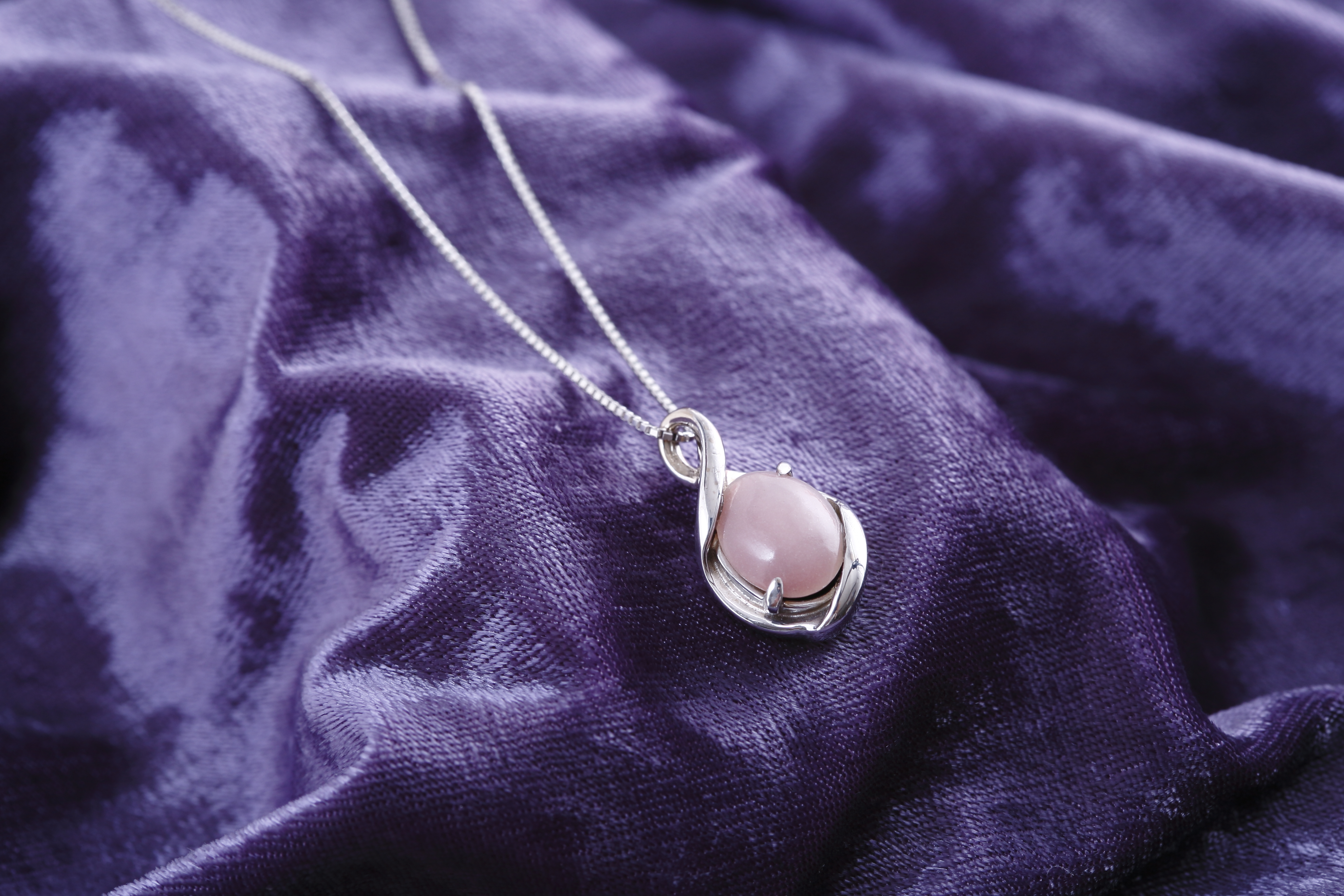 ネックレスのイメージ画像